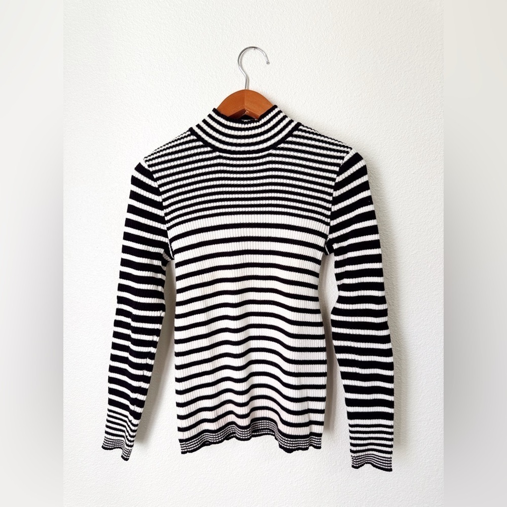 Studio Works Black and White Striped Turtleneck Sweater Women’s Size Medium